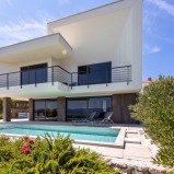 20468 – MODERNE VILLA MIT POOL UND PANORAMA-MEERBLICK, 300 M VOM STRAND!