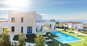 20599 – LUXUSVILLA MIT POOL UND MEERBLICK, IN RUHIGE LAGE!