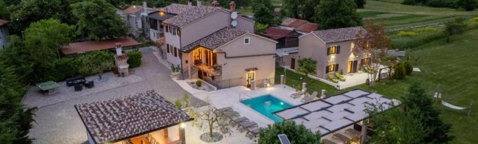 21656 – DREI MÖBLIERTE VILLEN MIT POOL, IN RUHIGE LAGE!